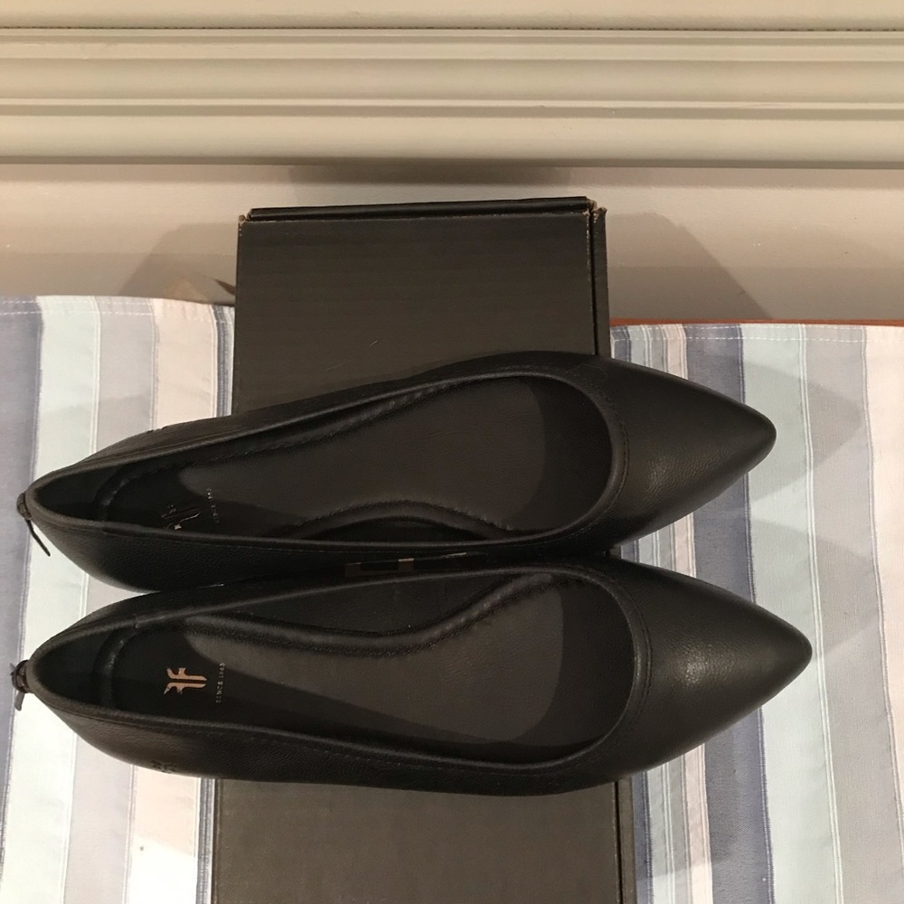 Frye Regina ballet